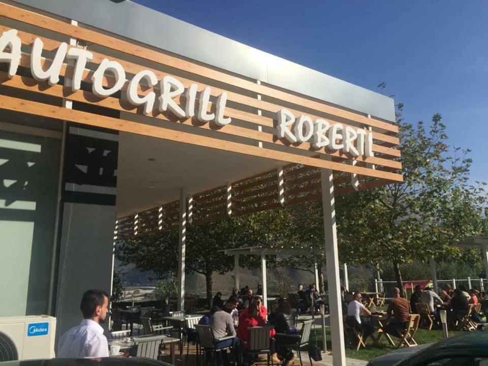 Hotel Auto Grill Roberti Tepelene